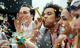 Nhân viên không thích tiệc sinh nhật mà sếp vẫn tổ chức cho, kết quả là sếp phải đền 10 tỷ