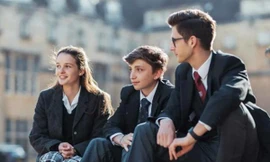 Thầy giáo ở Anh bị đình chỉ vì gọi học sinh là “vô dụng”, nhưng phụ huynh lại ủng hộ thầy