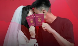 Trung Quốc: Số cặp đôi đăng ký kết hôn giảm 8% trong khi số cặp ly hôn tăng 10%