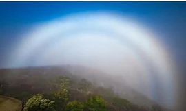 Hình ảnh “cầu vồng ma” không màu sắc khiến nhiều người ngạc nhiên, có thể lý giải thế nào?
