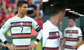 Các fan tinh mắt phát hiện ra Cristiano Ronaldo “tỏ thái độ” với đồng đội trong đường hầm