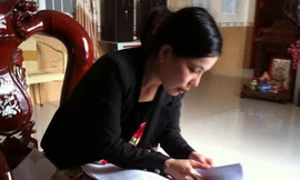 Nữ phó phòng 'quậy': 'Tôi bị buộc thôi việc vì dám đấu tranh chống tiêu cực!'