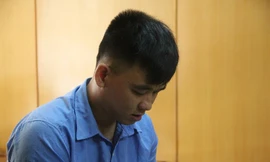 Bị cáo Huỳnh Mai Phong tại tòa. Ảnh: Tân Châu