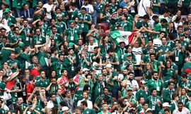Bị phạt tới 12 lần, cổ động viên Mexico vẫn kỳ thị người đồng tính