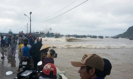 Nhiều tàu cá ở đảo Thổ Châu bị đánh chìm do ảnh hưởng bão số 1