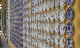 Chiêm ngưỡng ngôi nhà 2 tầng ở Cần Thơ phủ kín hàng nghìn món đồ cổ 