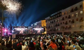 Rực rỡ pháo hoa chào mừng thành phố Phú Quốc