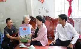 Chủ tịch Quốc hội Nguyễn Thị Kim Ngân thăm và làm việc tại Sóc Trăng