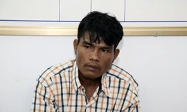 Nghi can giết người đàn bà phi tang xác trong thùng nước khai gì?