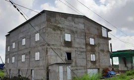 Cán bộ 'tiếp tay' xây nhà sai phép, vi phạm hành lang lộ giới