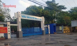 Trường THPT Phú Quốc. 