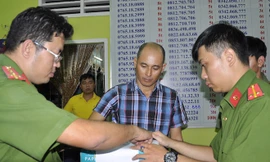 Hình ảnh của Chung Hoàng Chương đăng trên Facebook