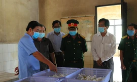 Bên trong bếp ăn quân đội phục vụ người cách ly ở Đồng Tháp có gì đặc biệt?