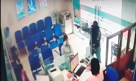 Cận cảnh diễn biến vụ cướp ngân hàng ở Tiền Giang