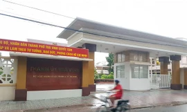 Điều động Trưởng BQL Khu kinh tế bị kỷ luật làm... Giám đốc sở