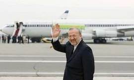 Ngoại trưởng Iran bất ngờ bị sa thải