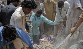 Nổ bom trong ngày quốc khánh Pakistan, 12 người chết