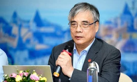 Ông Trần Đình Thiên