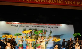 Khai mạc Hội diễn nghệ thuật quần chúng lần thứ nhất