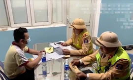 Tài xế xe khách không 'bằng lái', đi ngược chiều trên cao tốc Nội Bài - Lào Cai