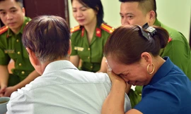 Người cha tìm thấy con gái thất lạc 57 năm vào đúng ngày ‘Bắc - Nam sum họp một nhà’ nhờ dữ liệu dân cư