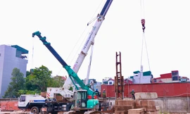 Ngày thứ 3 tăng tốc, hoàn thành 7/20 tim cọc tại dự án đường cao tốc kết hợp đường sắt đô thị V+