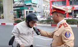 Hà Nội: Nhiều tài xế bị phạt vì 'cốc bia chúc Tết' 