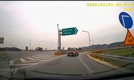 Nữ tài xế lái ô tô ngược chiều trên đường dẫn vào cao tốc khai 'đi theo Google map'