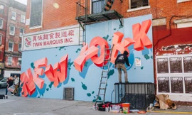 Street Art - nghệ thuật đáng ngưỡng mộ hay “kẻ phá hoại cảnh quan đô thị”?