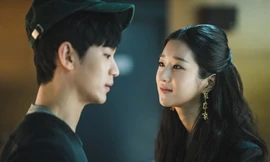 Khi yêu ai bạn đã cho họ quyền làm bạn tổn thương, nhưng hy vọng họ không làm vậy!