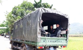 Nhiều cán bộ, chiến sĩ công an được huy động truy bắt 3 đối tượng nguy hiểm