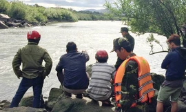 Lực lượng chức năng triển khai công tác tìm kiếm