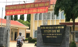 Trụ sở UBND huyện Chư Sê