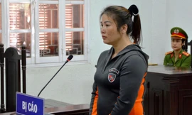 Đối tượng Nguyễn Thị Hà trước vành móng ngựa