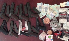 Trung úy công an đột nhập kho vũ khí trộm hàng loạt súng mang bán