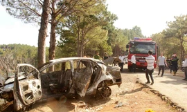 Chiếc xe ô tô 4 chỗ bị cháy trơ khung