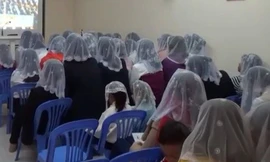 Sinh hoạt tại một tụ điểm "Hội thánh Đức Chúa Trời" (ảnh Luân Dũng)