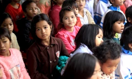 Trường Tiểu học Nguyễn Du có nhiều học sing người dân tộc thiểu số còn khó khăn