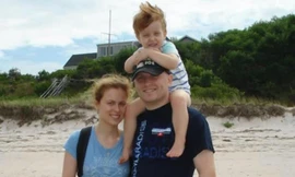 Cha ném con 3 tuổi từ nhà 52 tầng