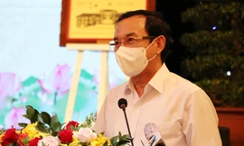 Bí thư Thành ủy TPHCM Nguyễn Văn Nên phát biểu tại hội nghị.