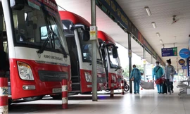 Bến xe lớn nhất TPHCM ra sao trong ngày đầu thí điểm chở khách liên tỉnh?
