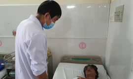 Ông Tâm đang được các bác sĩ chăm sóc tích cực.