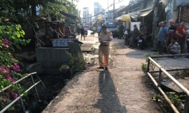 Lực lượng chức năng điều tra vụ việc.