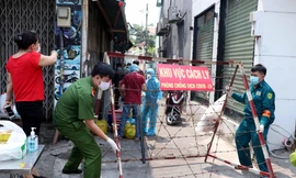 TPHCM thây đổi chiến lược để khoanh vùng, truy vết F0 nhanh nhất có thể. Ảnh: Ngô Bình.