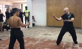 Võ sư Đoàn Bảo Châu không cho rằng Flores bắt nạt mình.