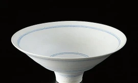 Chiếc bát sứ “xoàng xĩnh” có giá… 5 tỷ đồng