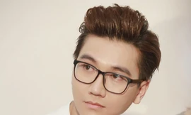 MC Công Tố: “Tôi chỉ nghe bằng 1 tai mấy năm qua“