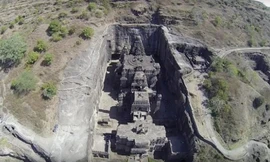 Ngôi đền Kailasa.