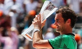 Federer hạ Nadal, vô địch Miami Open lần thứ 3