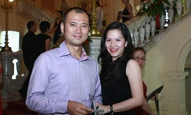 MC Long Vũ và bà xã.